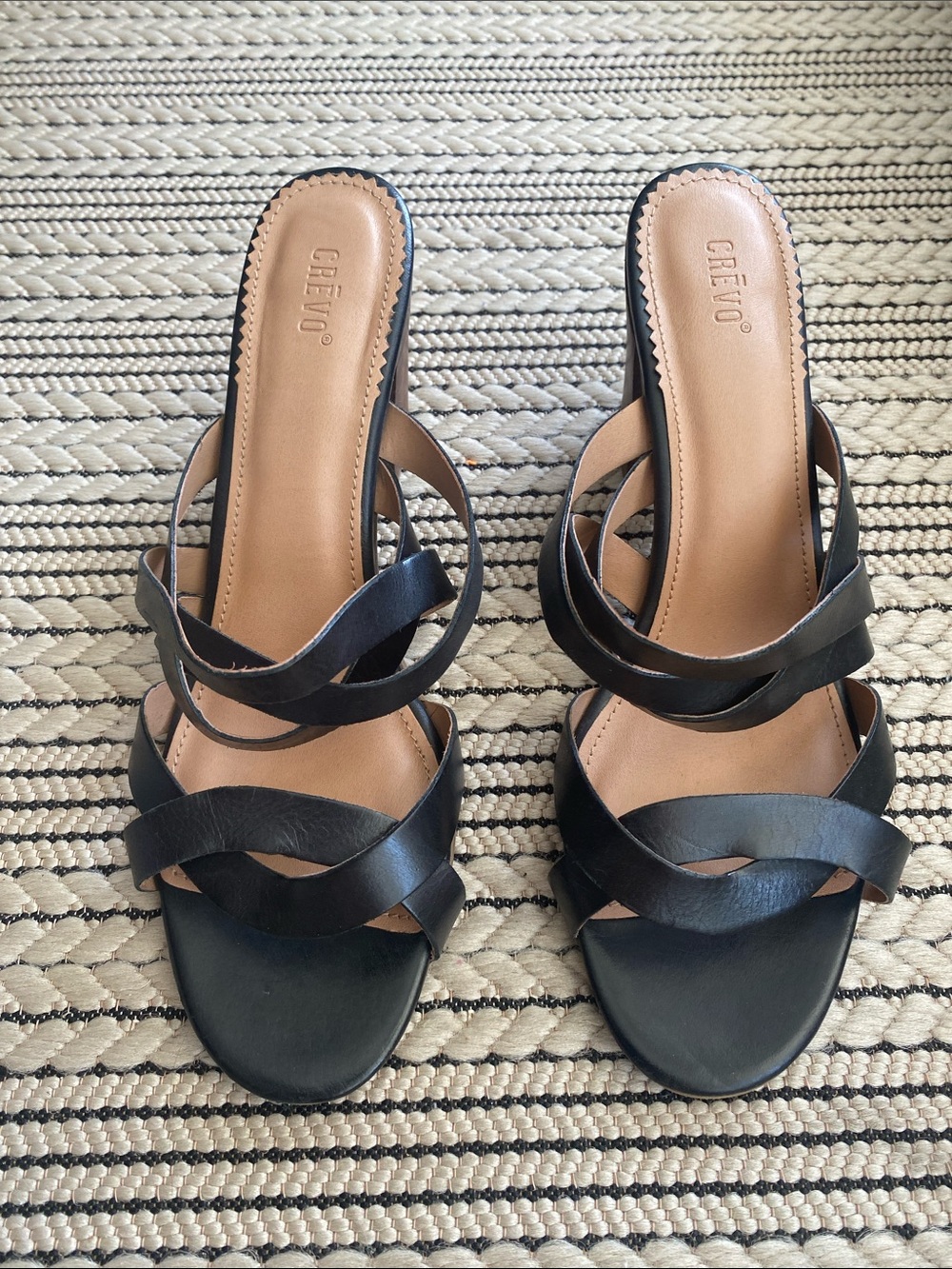 Crevo Petal Block heel leather Black Strappy sandals size 11